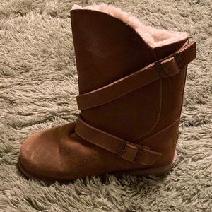 Size 8 Bear paw uggs